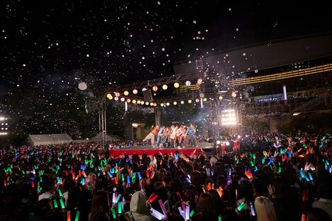 超特急と8号車。（撮影：米山三郎）