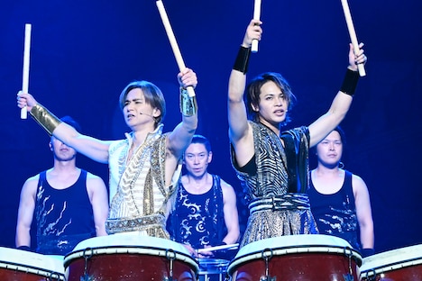 堂本光一と上田竜也。