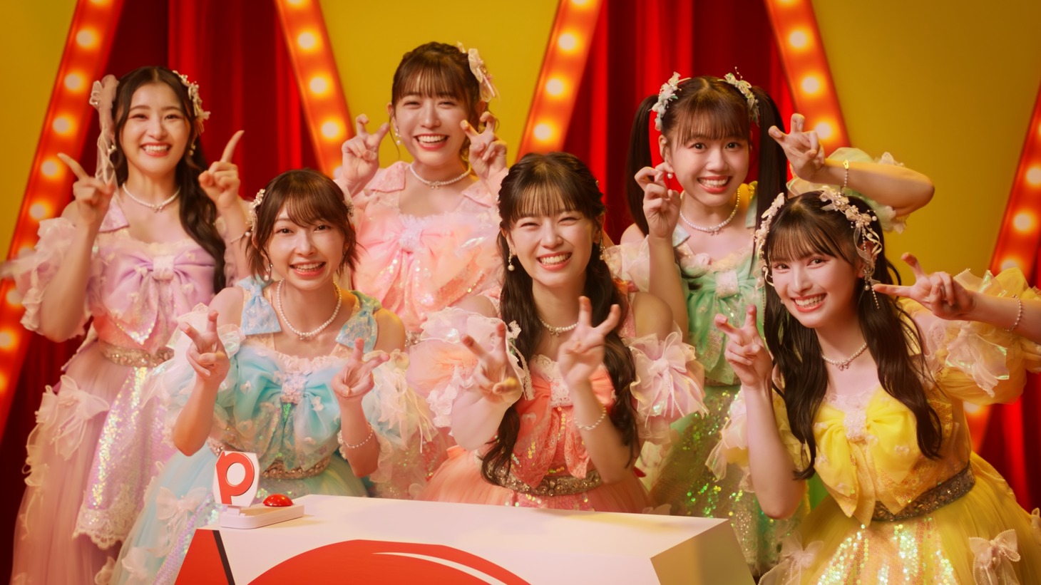 ピザーラ「濃厚カニリッチ～オマール海老ソース仕立て～」テレビCMより。