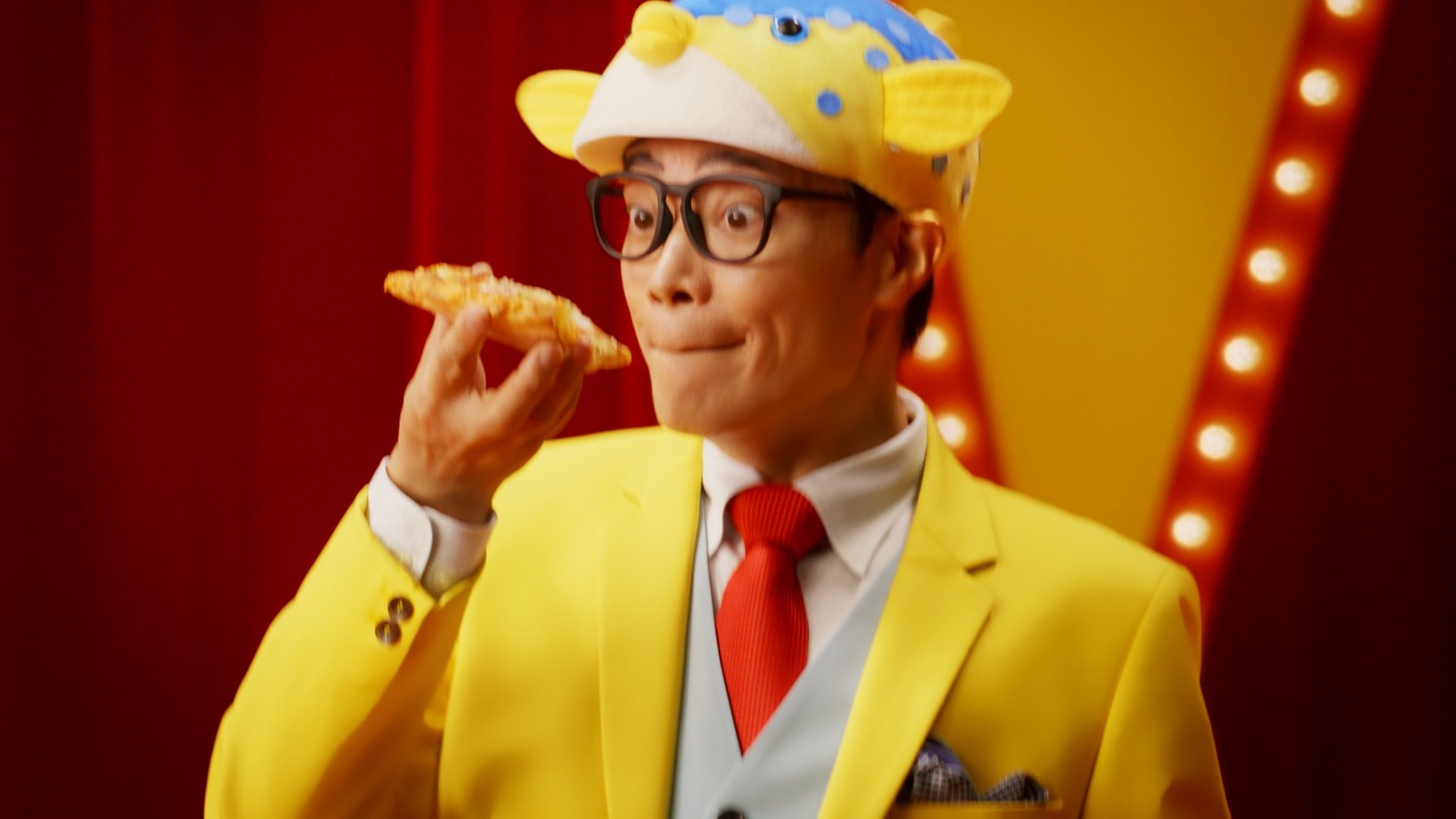 ピザーラ「濃厚カニリッチ～オマール海老ソース仕立て～」テレビCMより。