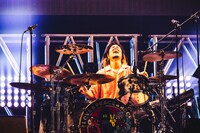 木内泰史（Dr, Cho / サンボマスター）（撮影：青木カズロー）