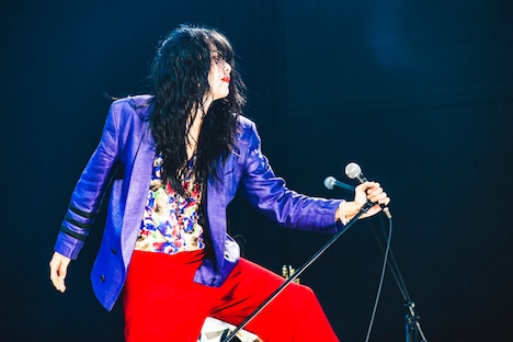 釘屋玄（Vo / 暴動クラブ）（撮影：青木カズロー）