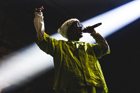 Deu（Vo, G, B, Other / PEOPLE 1）（撮影：釘野孝宏）