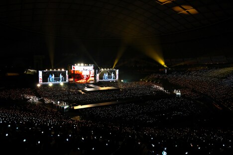 「ENHYPEN WORLD TOUR 'WALK THE LINE' IN JAPAN」埼玉・ベルーナドーム公演の様子。(P)&(C) BELIFT LAB Inc.