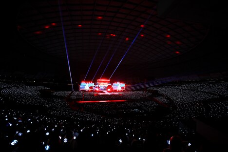 「ENHYPEN WORLD TOUR 'WALK THE LINE' IN JAPAN」埼玉・ベルーナドーム公演の様子。(P)&(C) BELIFT LAB Inc.