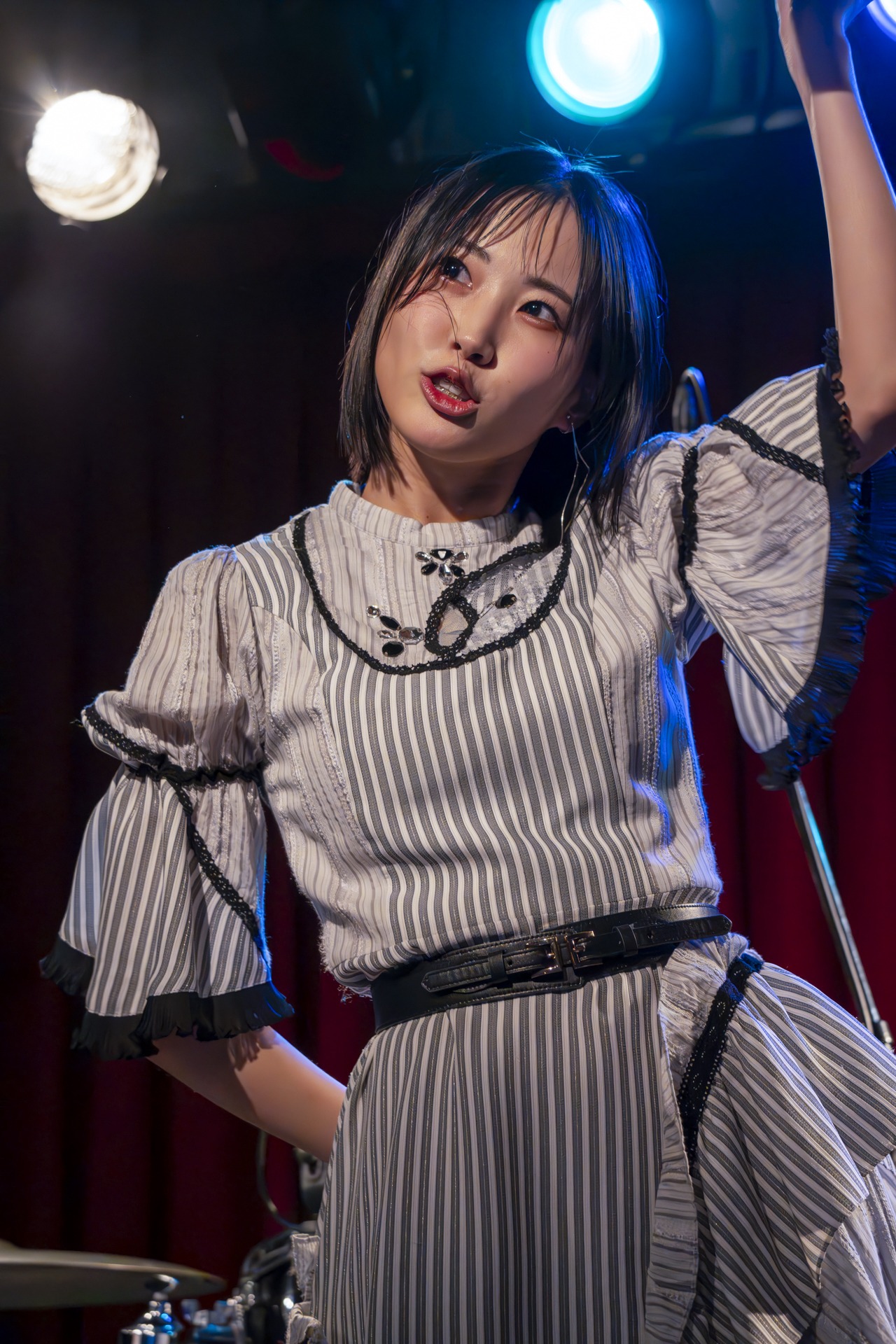 横山実郁