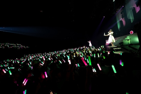 「ClariS AUTUMN TOUR 2024 ～Via Fortuna～」ファイナル公演の様子。（撮影：平野タカシ）