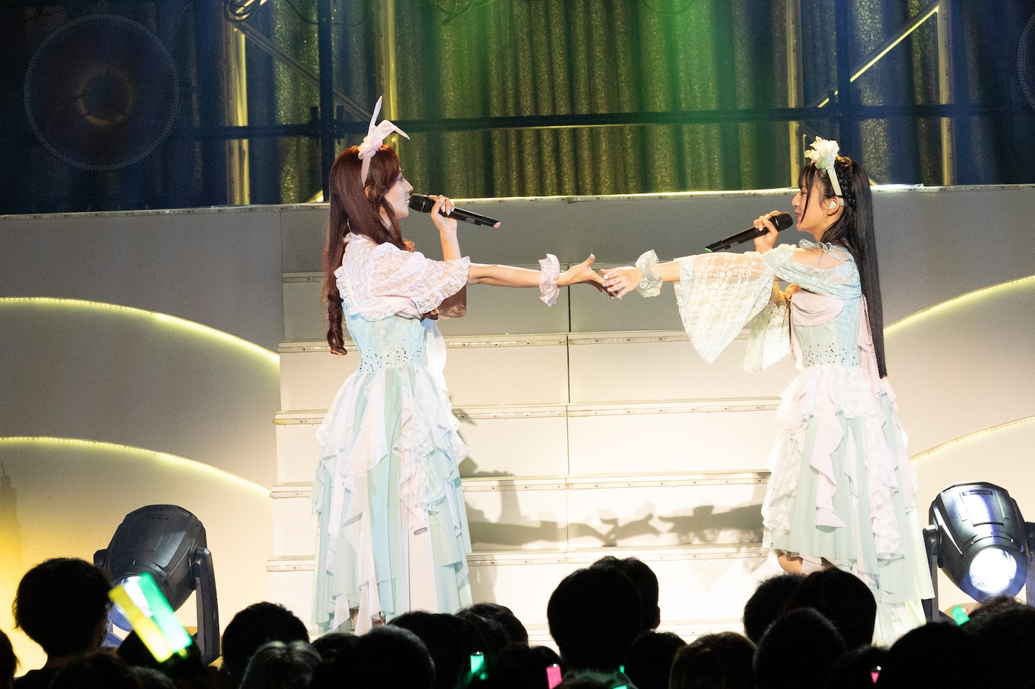 「ClariS AUTUMN TOUR 2024 ～Via Fortuna～」ファイナル公演の様子。（撮影：平野タカシ）