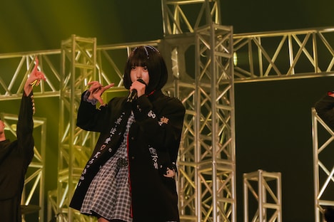 ano（撮影：堀内れい）