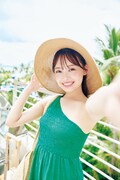 濱岸ひより（日向坂46）1st写真集「もしも」紀伊國屋書店限定版裏表紙（撮影：三宮幹史［TRIVAL］）