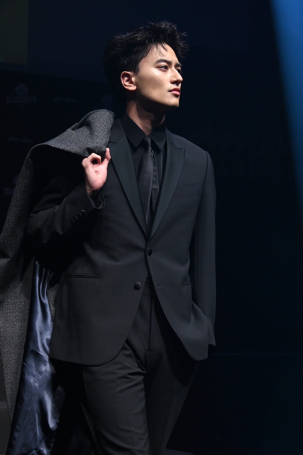 小島健（Aぇ! group） - Aぇ! group、さまざまな表情見せる「Chameleon