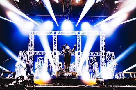 coldrain（撮影：青木カズロー）