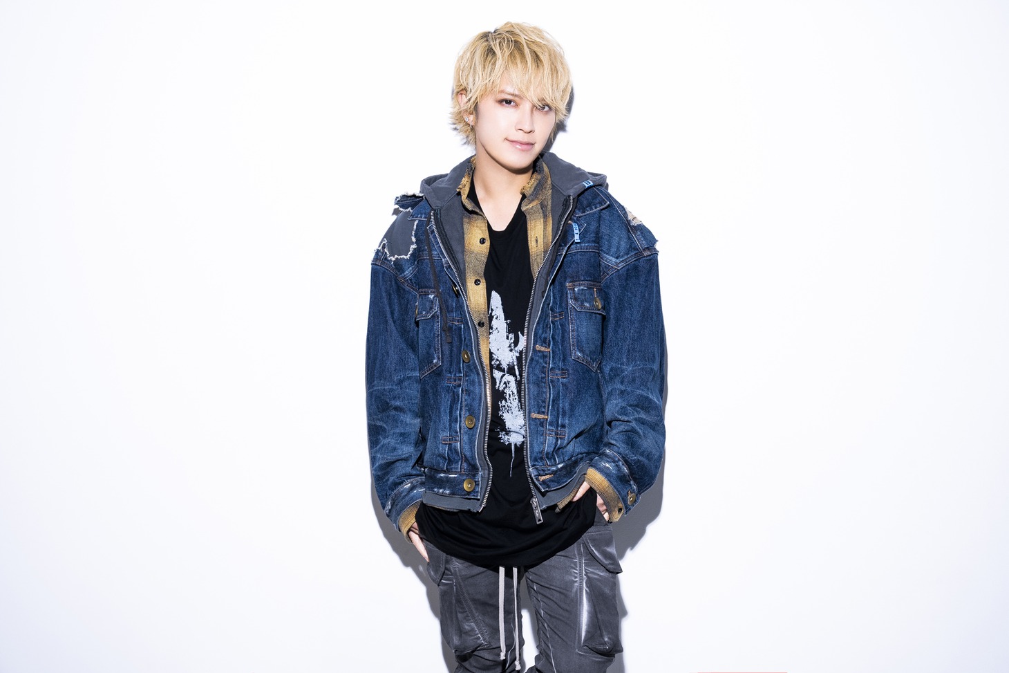 手越祐也