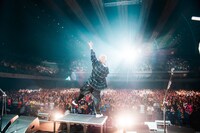 KENTA（Vo, B）（Photo by Yukihide "JON..." Takimoto）