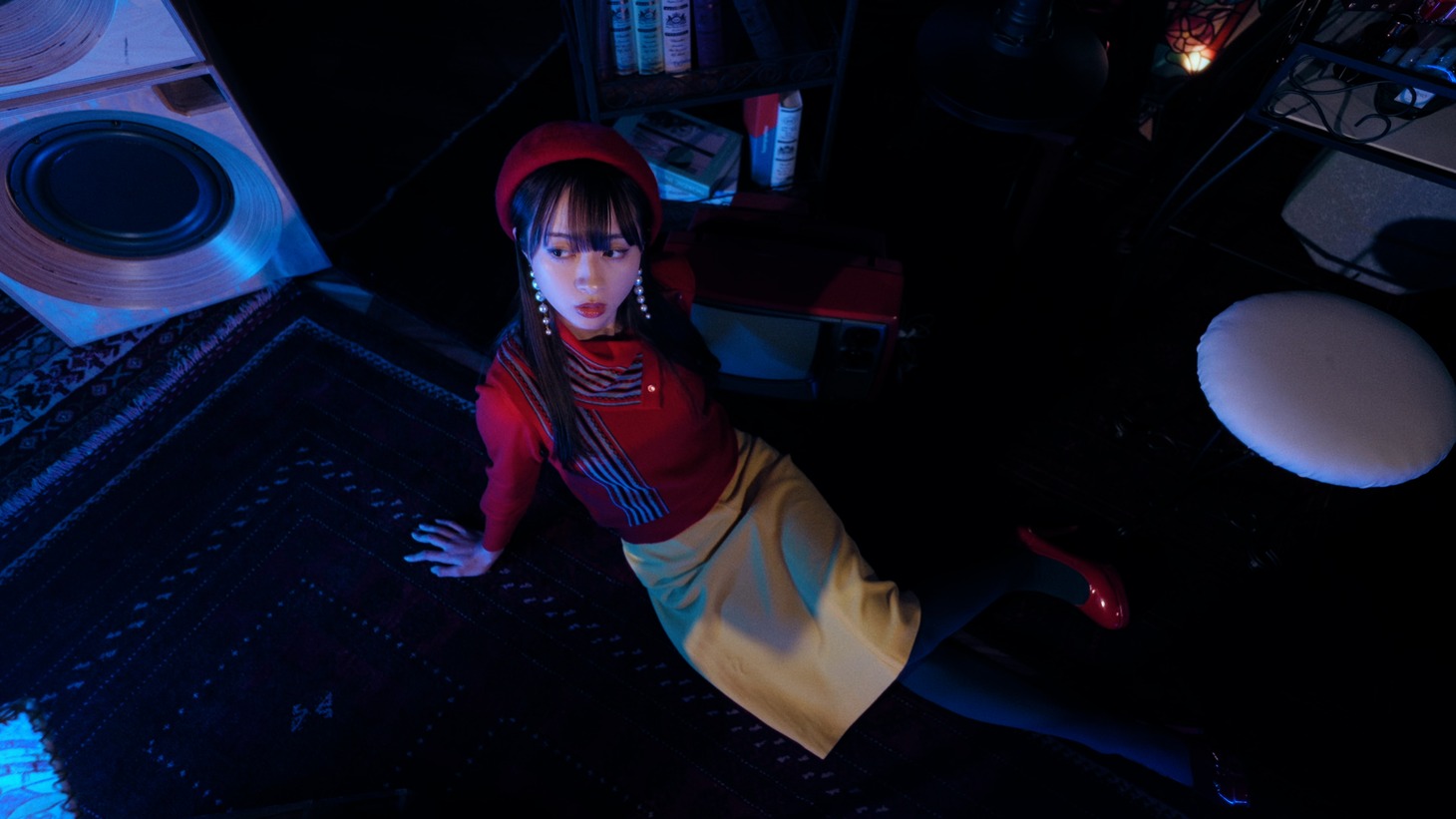 アーバンギャルド「昭和百年少女」ミュージックビデオより。