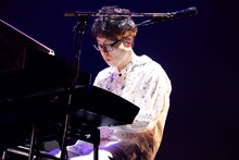 くるりのサポートメンバー野崎泰弘（Key）。（撮影：渡邉一生［SLOT PHOTOGRAPHIC］）