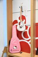 Fender Flagship Tokyo店内の様子。