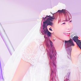 斉藤朱夏ソロデビュー5周年公演がBD化、限定盤はライブCD付き