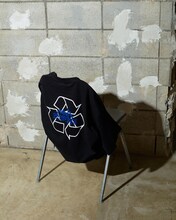 「MOROHA × UNTRACE "GIG and Take Tee"」（BLACK）