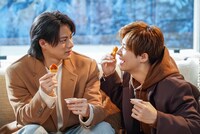 マクドナルドの新テレビCM「たっぷりいこうぜ！忘年会」編のメイキングカット。