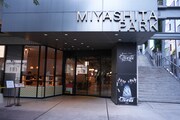東京・MIYASHITA PARKの2F入口。