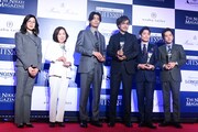 左から松本和佳編集長、高野由美子氏、須藤海氏、山崎貴監督、高橋大輔、二宮和也。