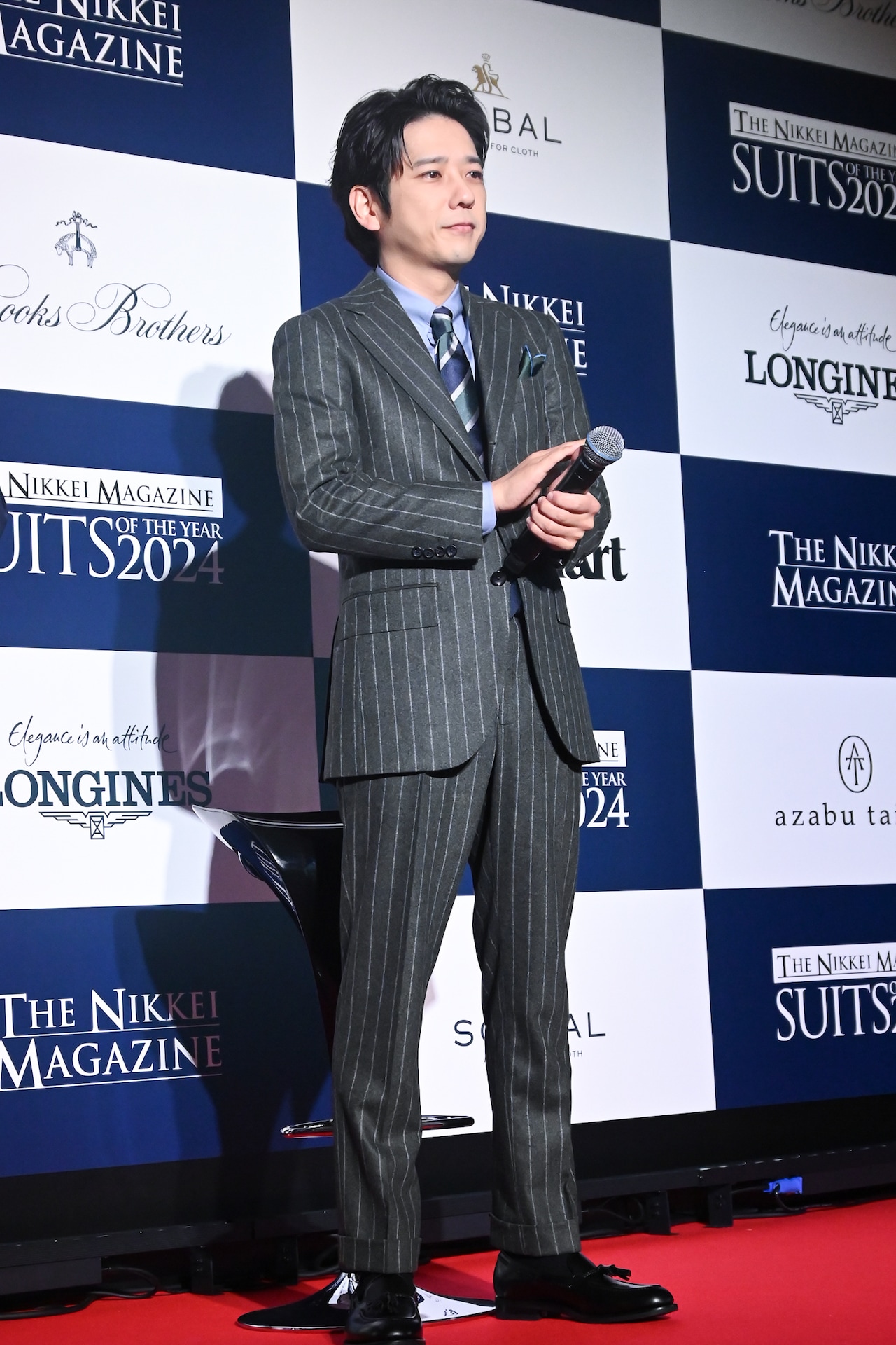 オフィスにの Kinto 社員専用の不思議な筒 水筒 二宮和也 特製フォトしおり付き】二宮和也のIt ［一途］（帯付き） 通販