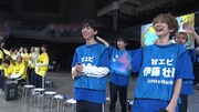 甘エビチームの応援隊。(c)「DAN! DAN! EBiDAN!」製作委員会