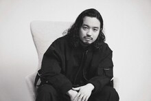 R-指定（Creepy Nuts）（撮影：斎藤大嗣）