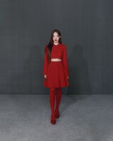 ナヨンを起用した「NAMING.」新ビジュアル。