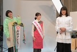 左から伊野尾慧(Hey! Say! JUMP)、久間田琳加、松岡昌宏(TOKIO)。 (c)テレビ朝日