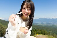 那蘭のどか（iLiFE!）デジタル写真集「君と見たブルー」より。（Photo by Takeo Dec.）