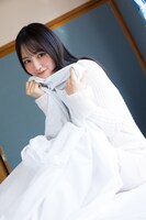 那蘭のどか（iLiFE!）デジタル写真集「君と見たブルー」より。（Photo by Takeo Dec.）