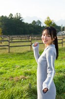 那蘭のどか（iLiFE!）デジタル写真集「君と見たブルー」より。（Photo by Takeo Dec.）