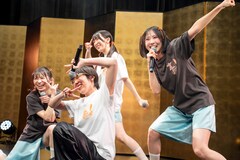 RYUTistと柴田聡子が一緒にダンス！ツーマンライブ特別コラボで幸福感に満ちた“ナイスポーズ”