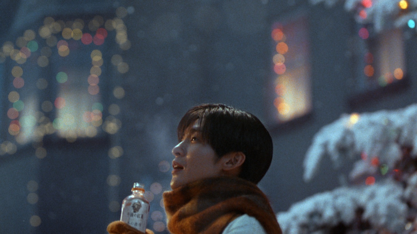 「キリン 午後の紅茶」新テレビCM「雪だるまの夢」編より。