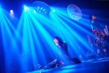 「スパンコールグッドタイムズ RELEASE ONEMAN SHOW 『キネマとユニバース』」東京キネマ倶楽部公演の様子。