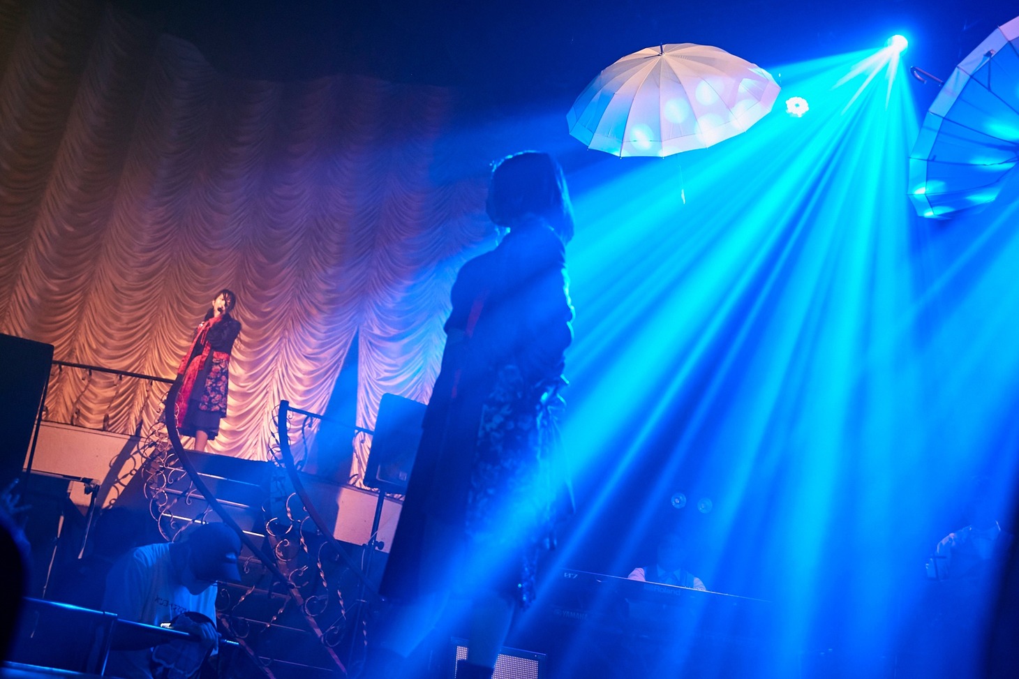 「スパンコールグッドタイムズ RELEASE ONEMAN SHOW 『キネマとユニバース』」東京キネマ倶楽部公演の様子。
