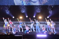 「BEYOOOOONDS CONCERT 2024 AUTUMN『DISCOOOOOTHEQUE BUDOOOOOKAN』」の様子。