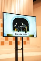 テキストメッセージを送ったCreepy Nuts。