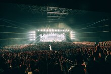 「Official髭男dism Arena Tour 2024 -Rejoice-」Kアリーナ横浜公演の様子。（Photo by TAKAHIRO TAKINAMI）