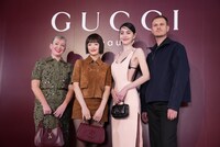 左からオードリー・ブリオッテ、HANNI（NewJeans）、ダビカ・ホーン、トーマス・デ・クレイヴァ。