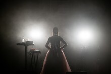 「全曲眉村ちあき ラブソングお着席編」のオープニングより。