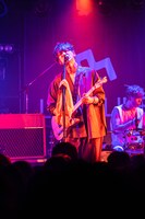 PON（Vo, G）（撮影：佐藤広理）