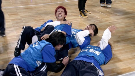 「GYU! GYU! 華のステージ！」の様子。(c)「DAN!DAN!EBiDAN!」製作委員会