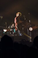 クリープハイプ「現メンバー15周年記念公演『2024年11月16日』」の様子。（撮影：関信行）