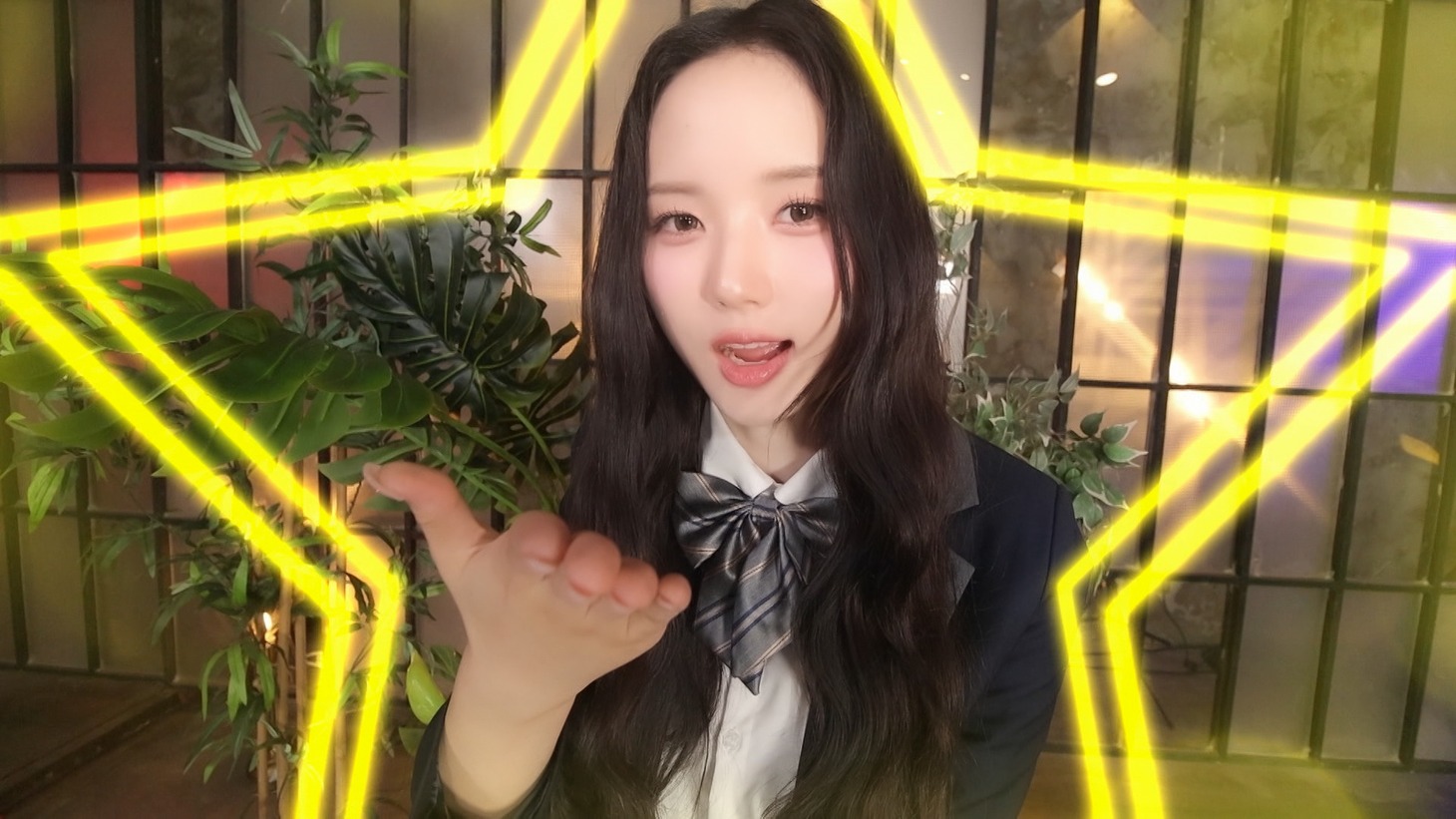 「tripleS ∞!：Debut in Japan」より。