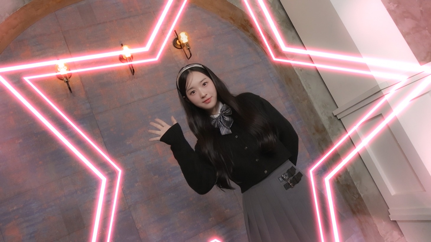 「tripleS ∞!：Debut in Japan」より。