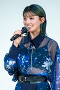 岡田奈々（撮影：ナカニシキュウ）