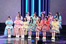 超ときめき♡宣伝部とFRUITS ZIPPER。（提供：NHK）